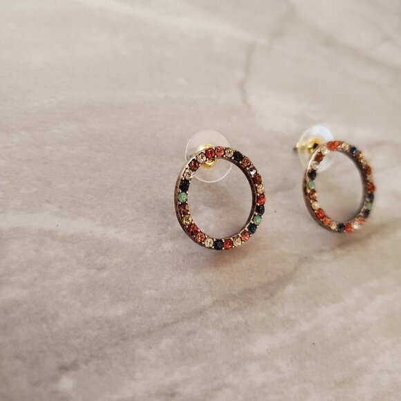 🌈 J.Crew Rainbow Pave Rhinestones Crystals Hoop Post Stud Earrings 🌈 - Picture 2 of 6
